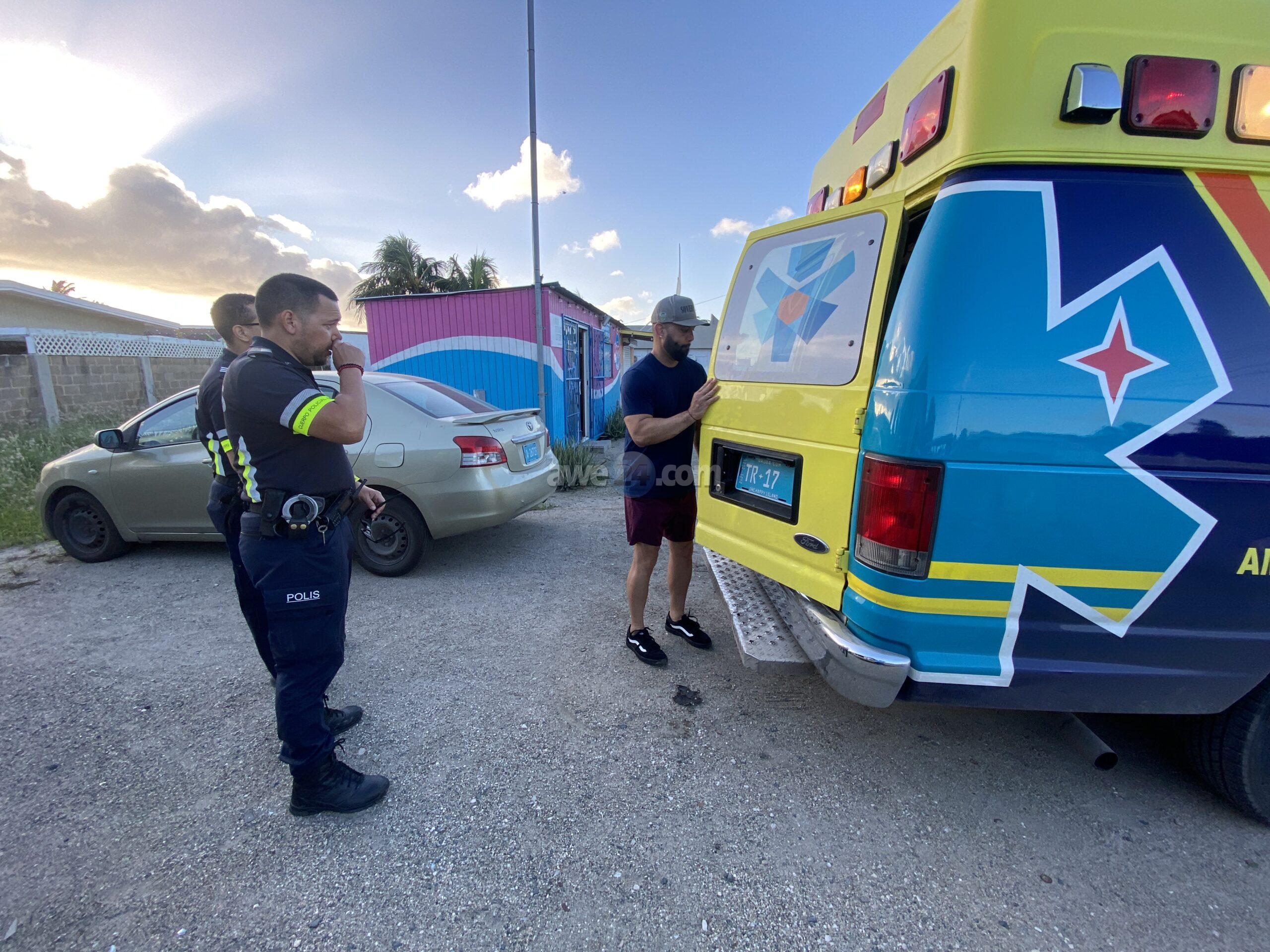 Dama a bira malo y a cay flauw na lugar di bende number