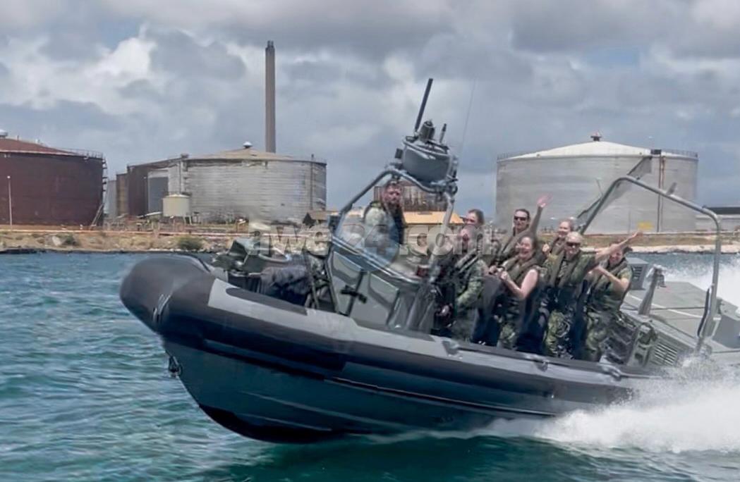 Defensa di Caribe Hulandes ta conta cu 9 specialista medico mas despues di 8 siman di formacion.