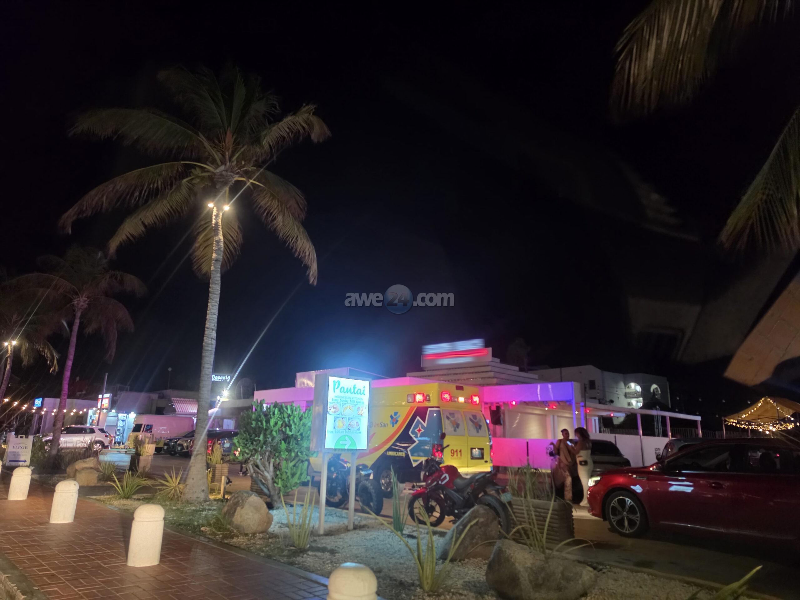 Despues a slip cay turista a spanta di a tende e prijs di ambulans pa hib’e hospital!