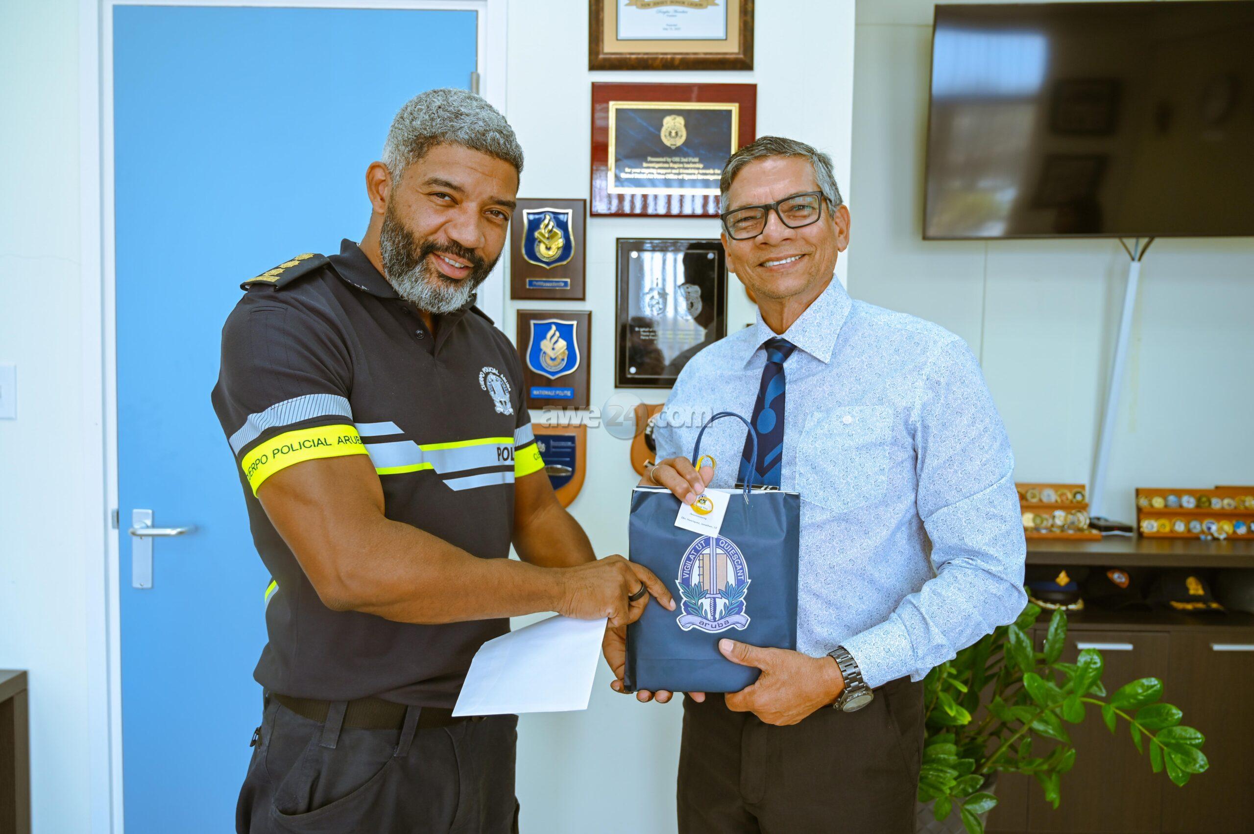 Aruba Man Honored for 45 Years of Public Service