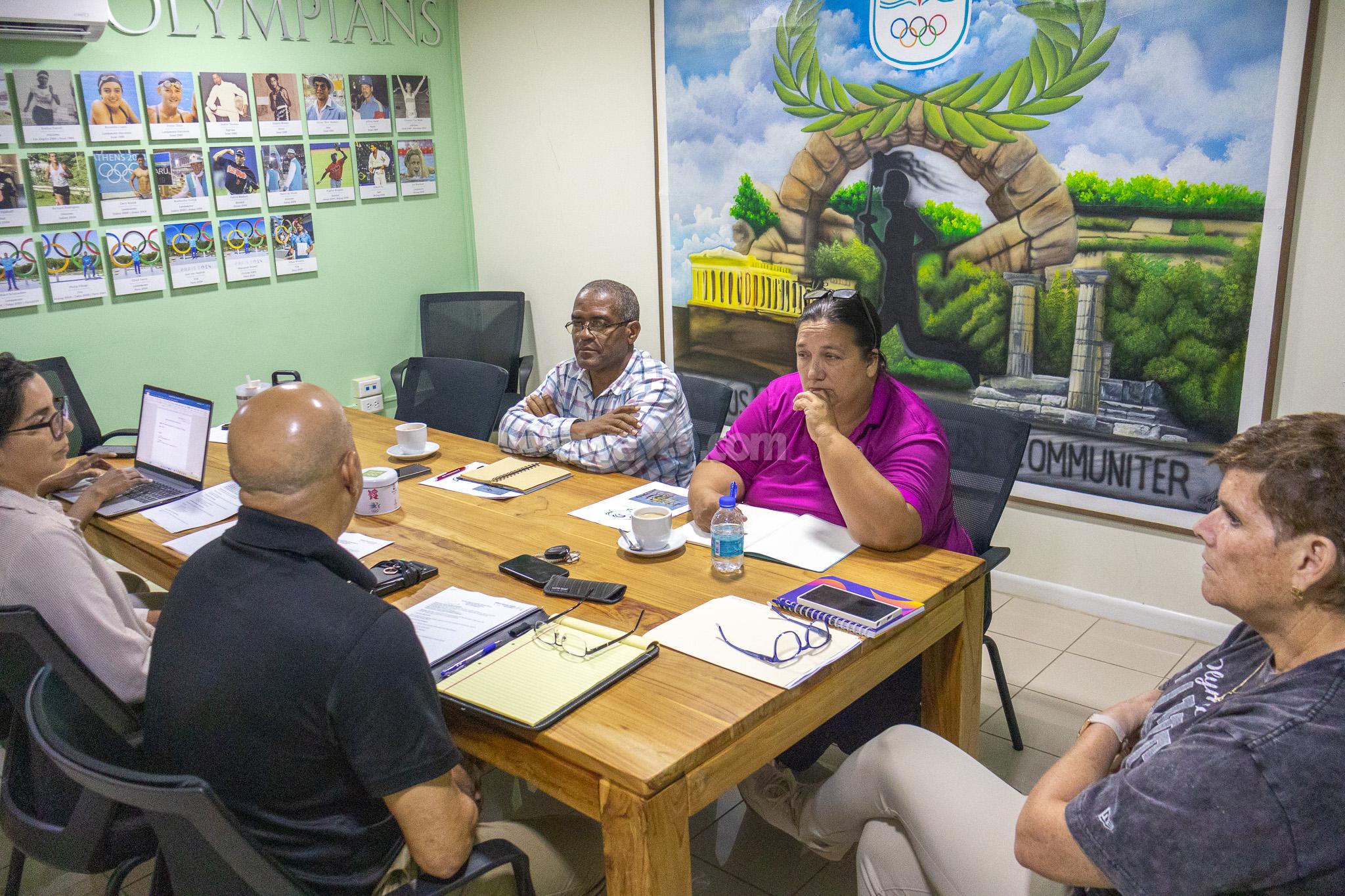 Aruba Holds Third Capacity Building Training with Triathlon Association