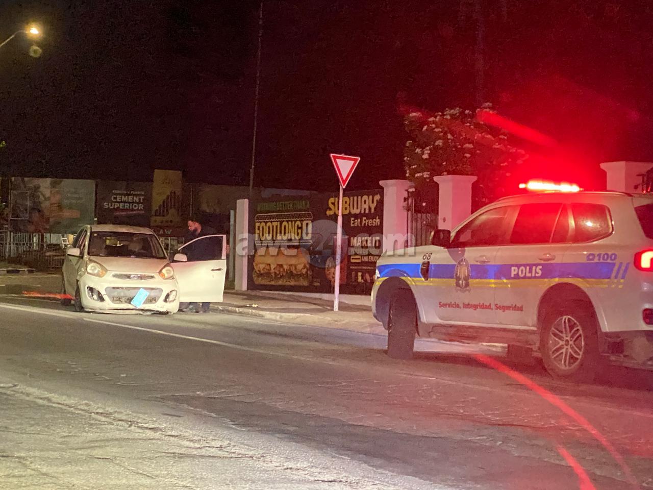 Drunk driver arrested after car mounts Tanki Leendert roundabout in Aruba