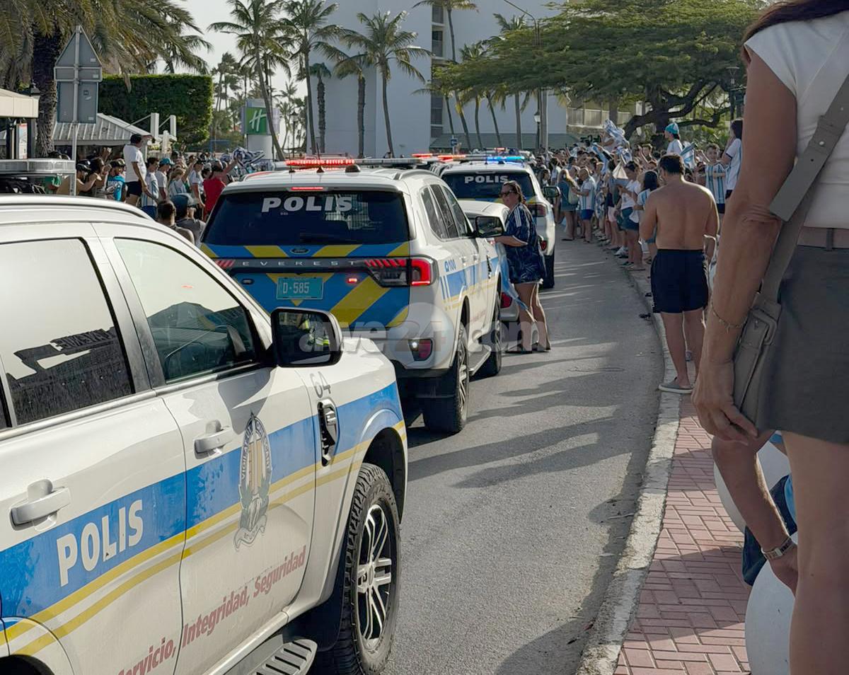 Police Quickly Deployed to Restore Order on Aruba's Busy Roads