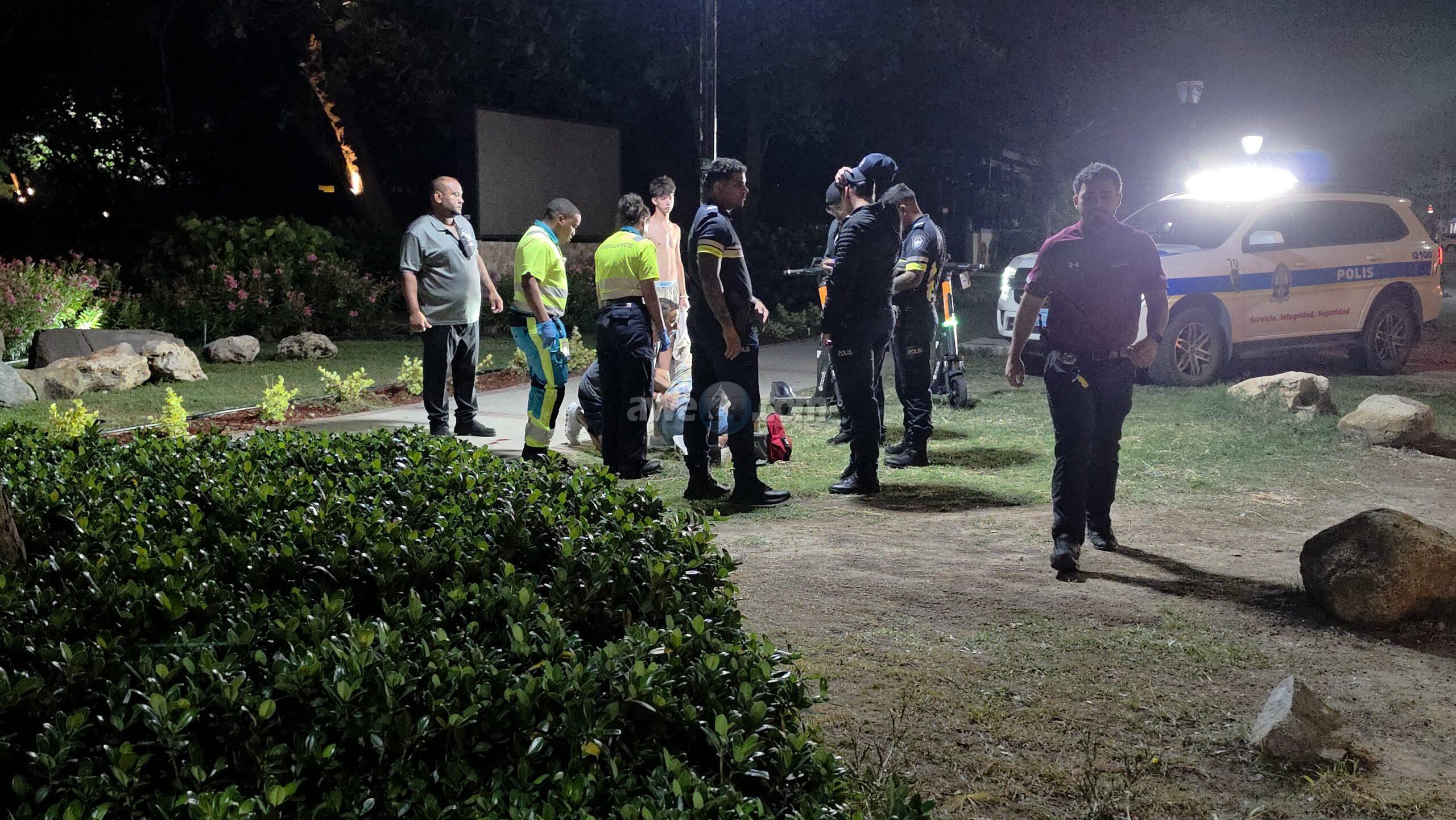 Two tourist groups brawl near Aruba's highrise hotel strip; one injured