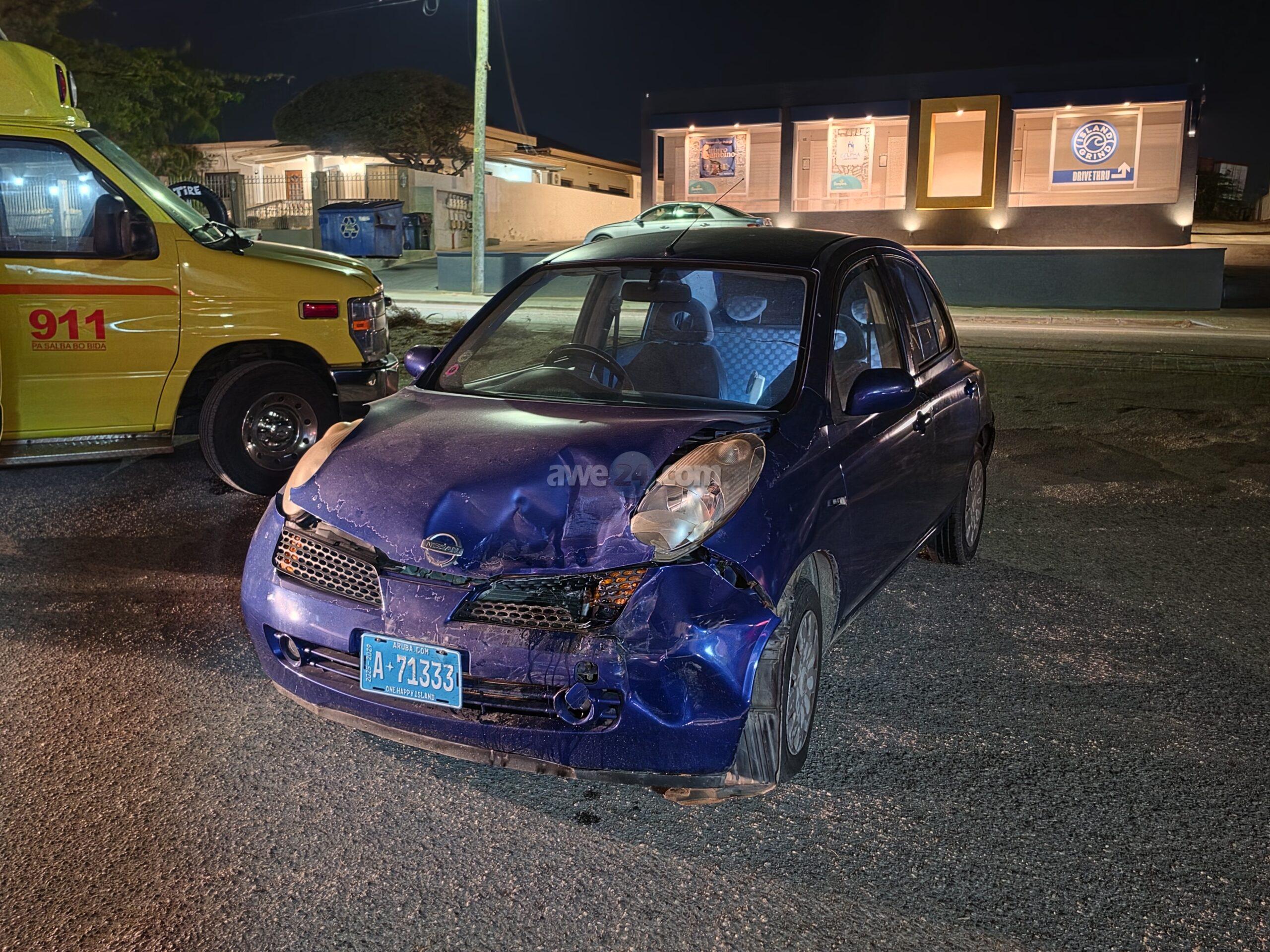 Injuries Reported After Nissan March Rear-Ends Lia Sonet in Paradera