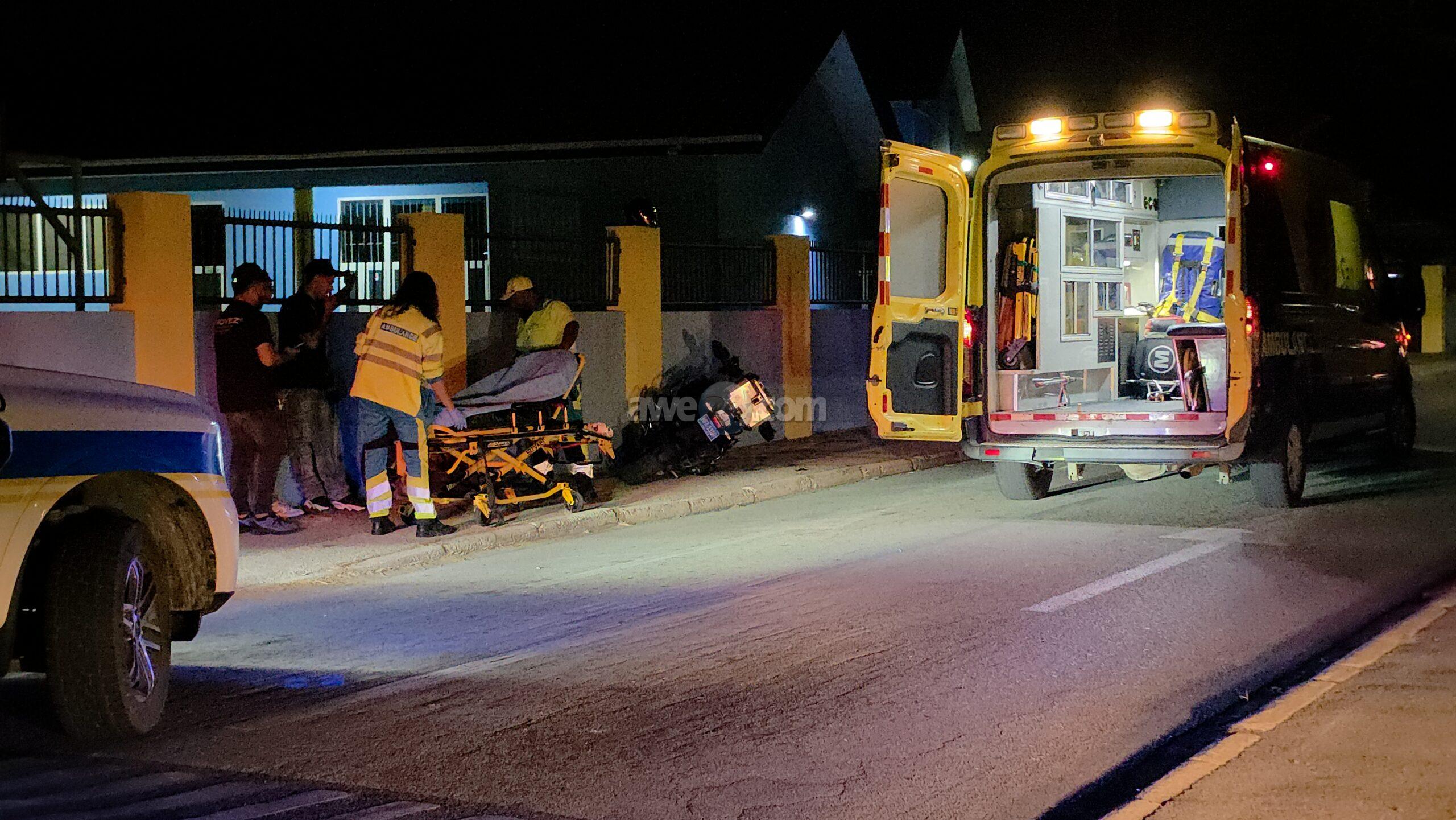 Motorcyclist Loses Control, Crashes into Wall at Traffic Plateau