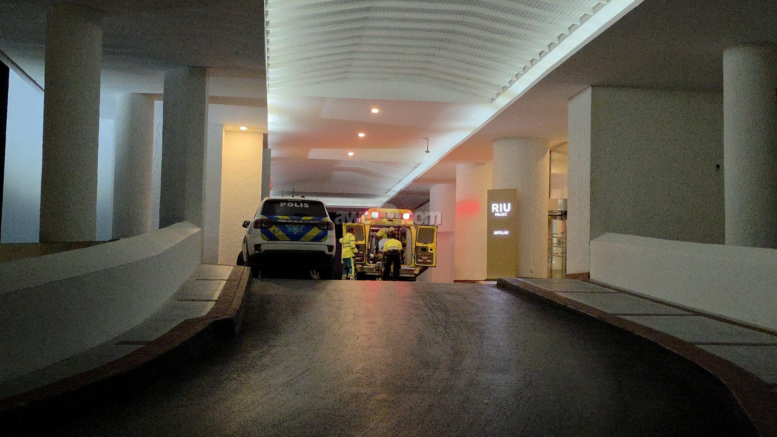 [VIDEO] Turista a yama bisa cu su casa ta na vloer e no ta reacciona