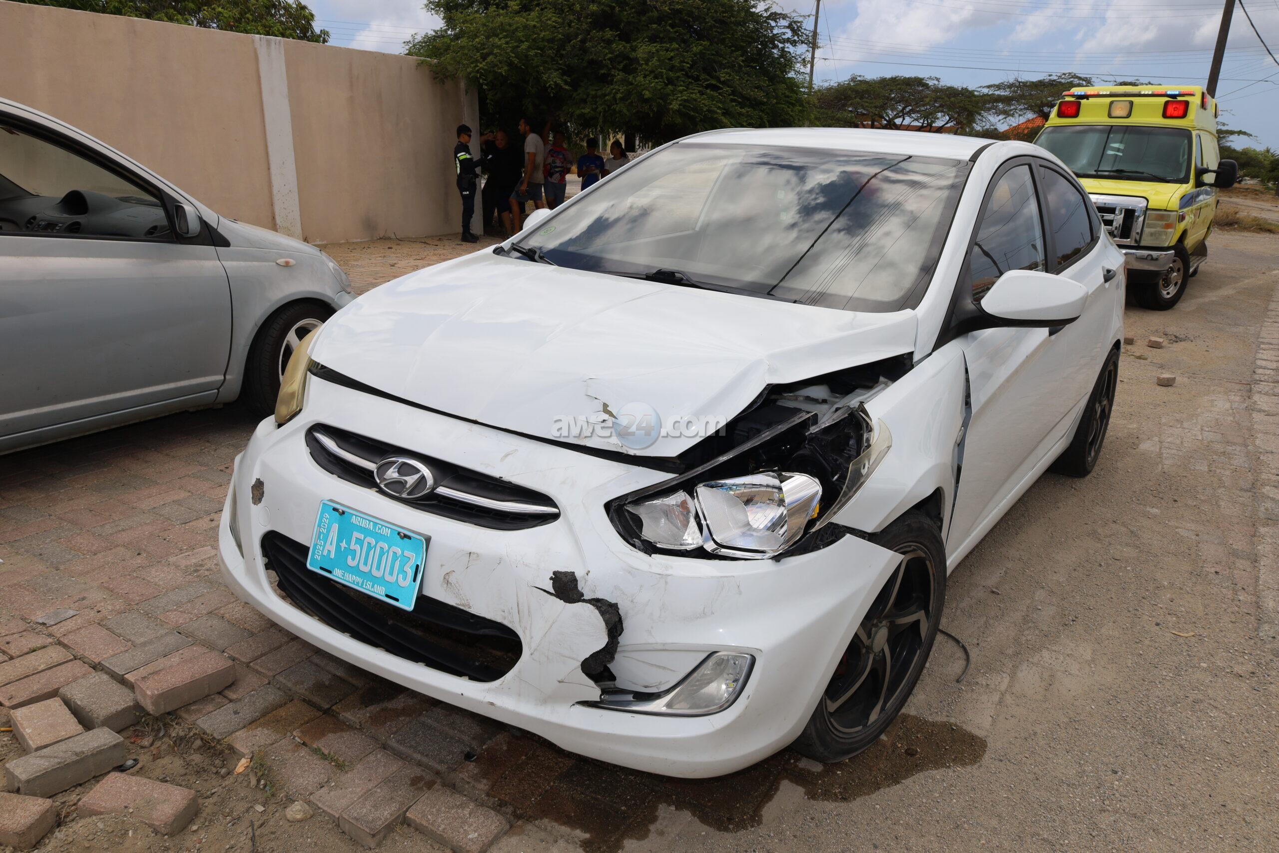 Driver Fails to Control Speed, Rear-Ends Vehicle Near Hooiberg
