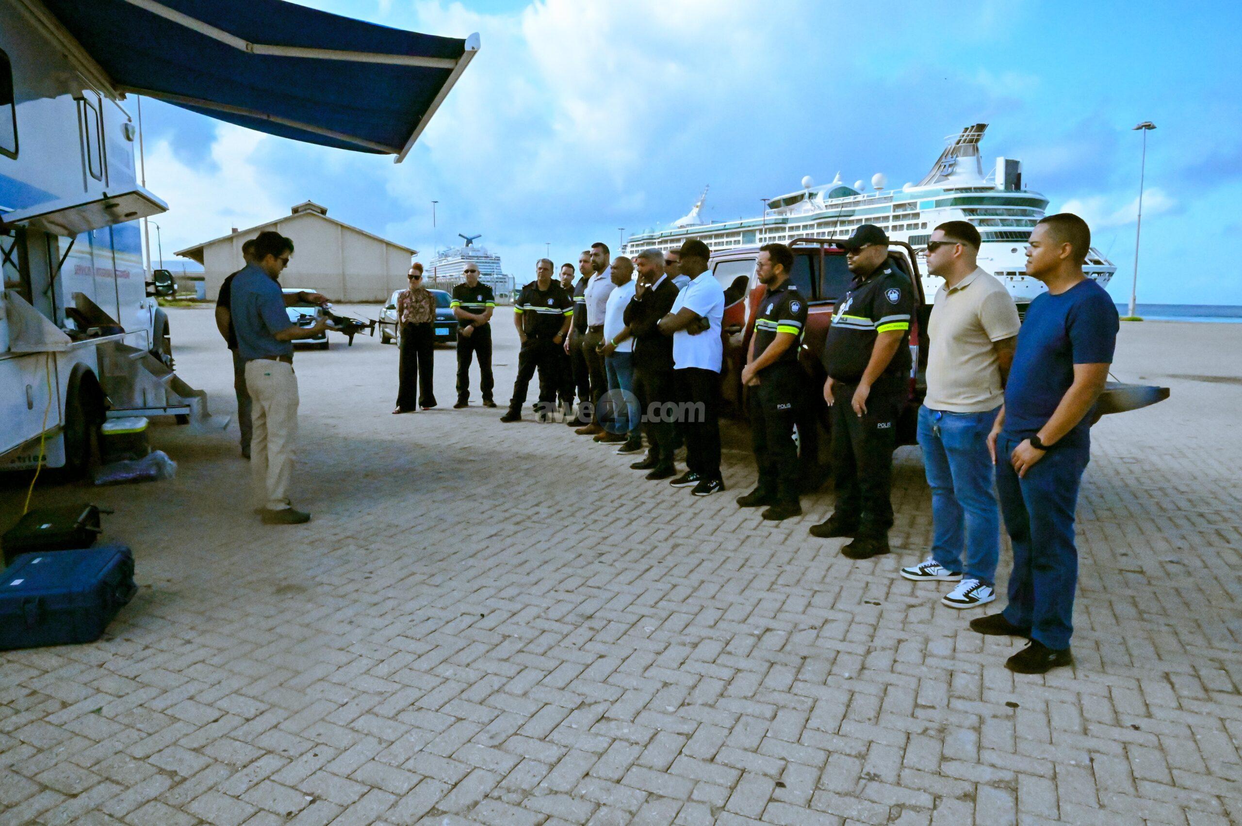 Avansando den tecnologia: KPA A HAYA PRESENTACION Y DEMONSTRACION DI DRONES FOR DI PALADIUS INTERNATIONAL LLC