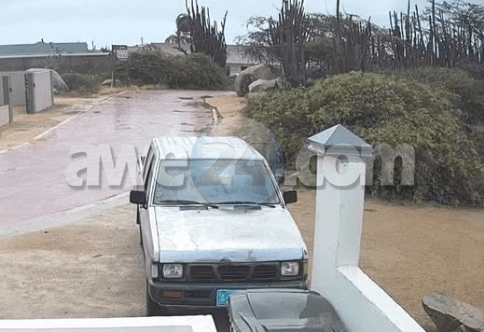 PUEBLO TA REPORTA: NAN A HORTA MI NISSAN PICK-UP A71312 FOR DI MADIKI!