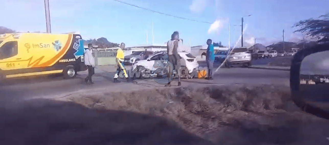 Car Drives Into Oncoming Motorcyclist, Causing Injury Accident in Aruba