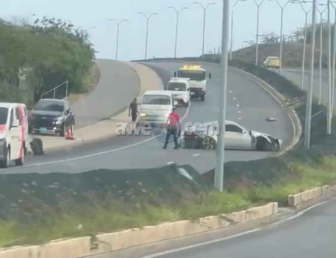 PUEBLO TA REPORTA: ACCIDENTE RIBA E.J. “WATTY” VOS BLVD.