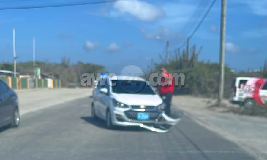 Motorcyclist Injured in Collision with Car in Parkietenbos, Aruba