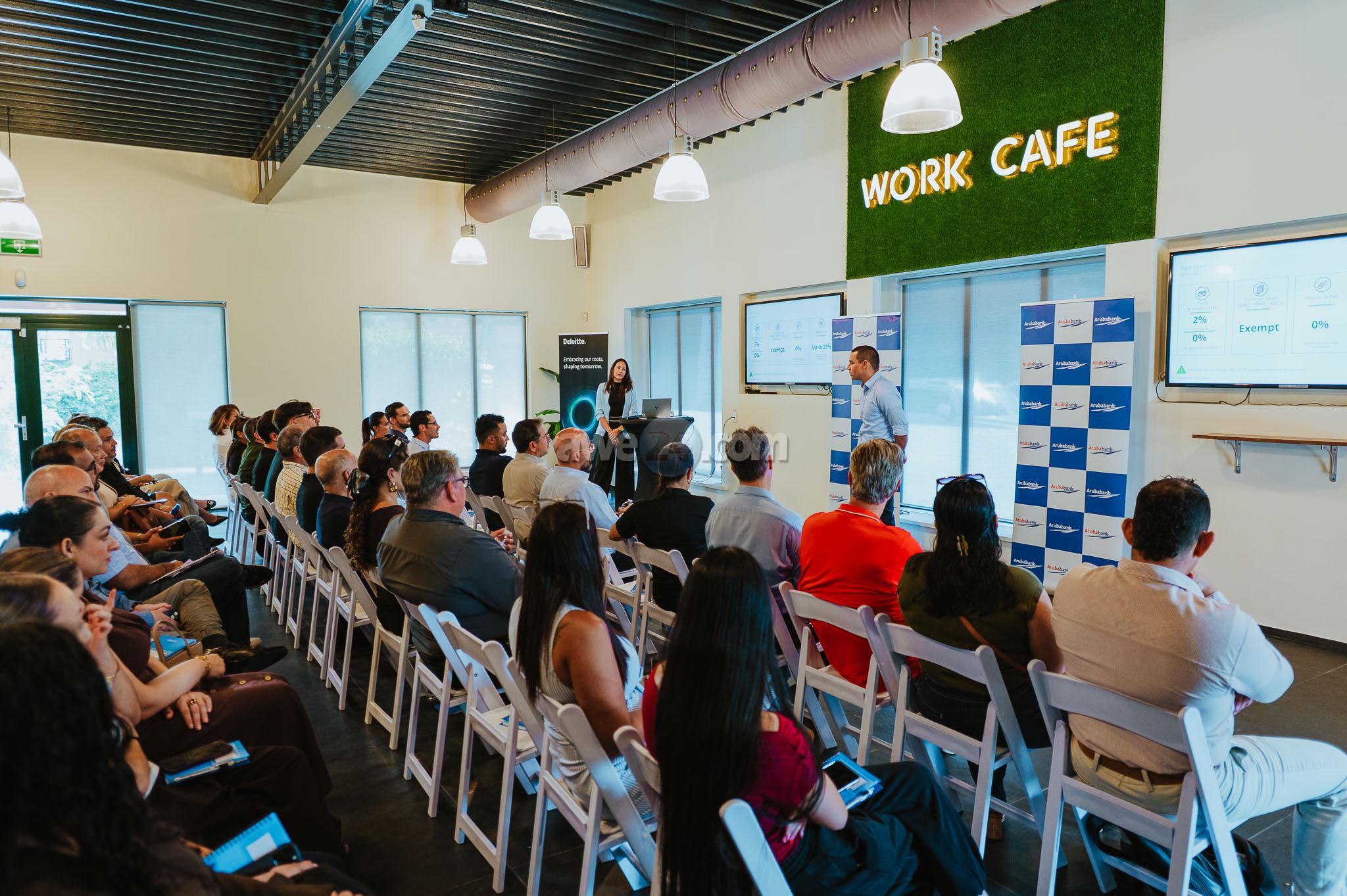 Aruba Bank and Deloitte Host Knowledge and Networking Workshop