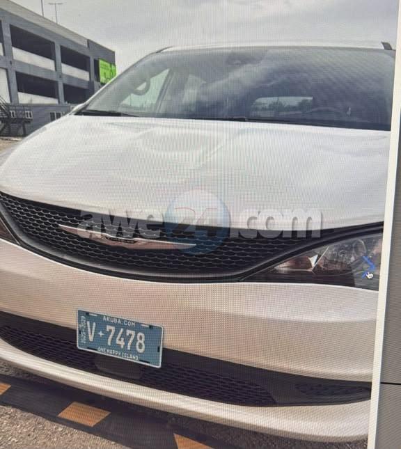 Stolen Chrysler Voyager Van Still Missing in Aruba; Reward Offered
